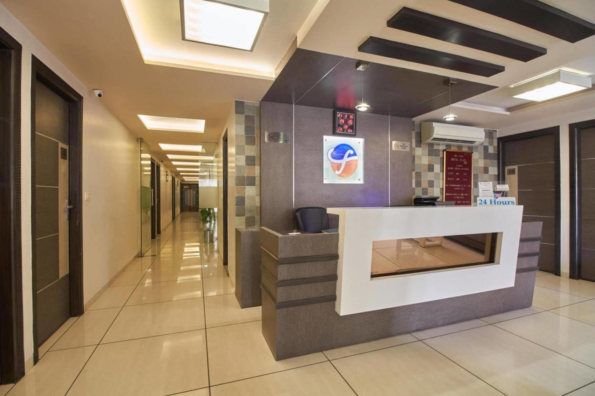Hotel Flair Inn Ahmedabad Bagian luar foto